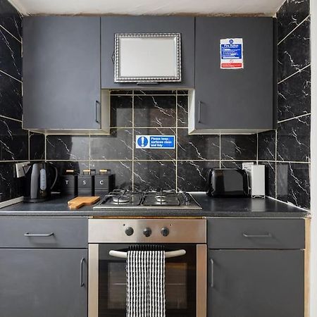 2A - Bright & Airy 2 Bed Flat - 20 Mins To Central London Exterior photo